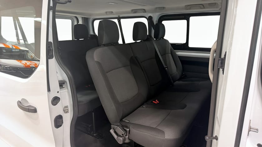 Bild 5 av Renault Trafic Passenger L2 L2H1 *Auto *9-sits *MOMS