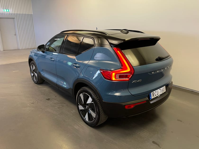 Bild 3 av Volvo XC40 Recharge Extended Range Core / Navigation / Backkamera /