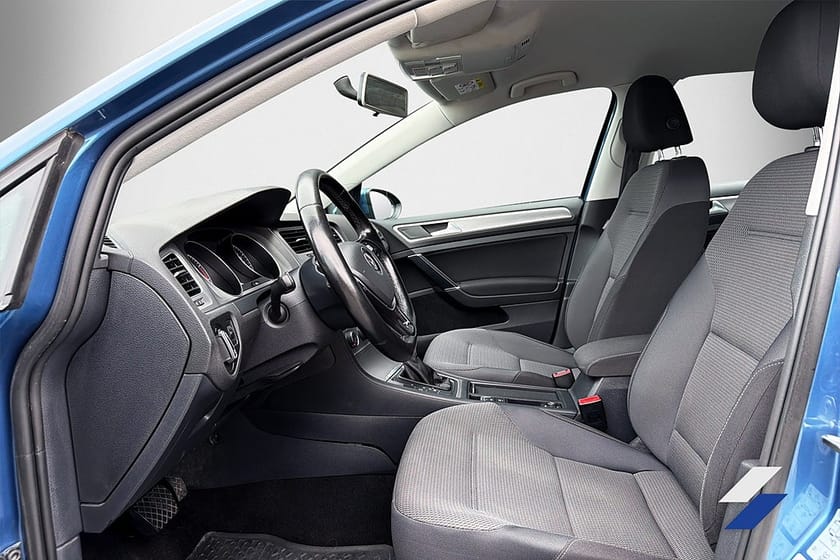 Bild 5 av Volkswagen Golf Sportscombi 1.2 TSI Kamera Värmare Drag SoV-däck