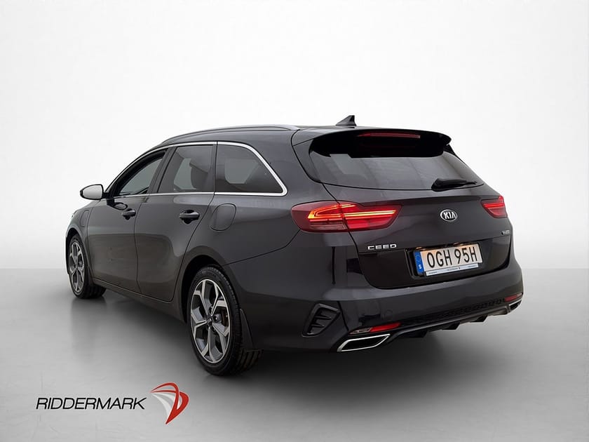 Bild 2 av Kia Ceed Sportswagon Plug-in Hybrid Adv Plus 2 Cockpit Pano Kamera Skinn