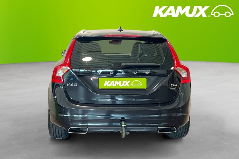 Bild 5 av Volvo V60 D4 AWD Summum  Sensorer Drag Värmare 181hk