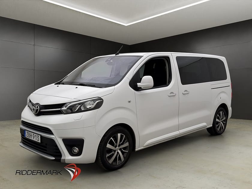 Bild 3 av Toyota Proace Verso Lång 177hk Ny-Kamrem Värm Drag El-Dörrar