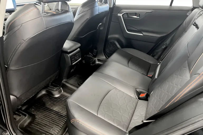 Toyota RAV4 Hybrid AWD-i