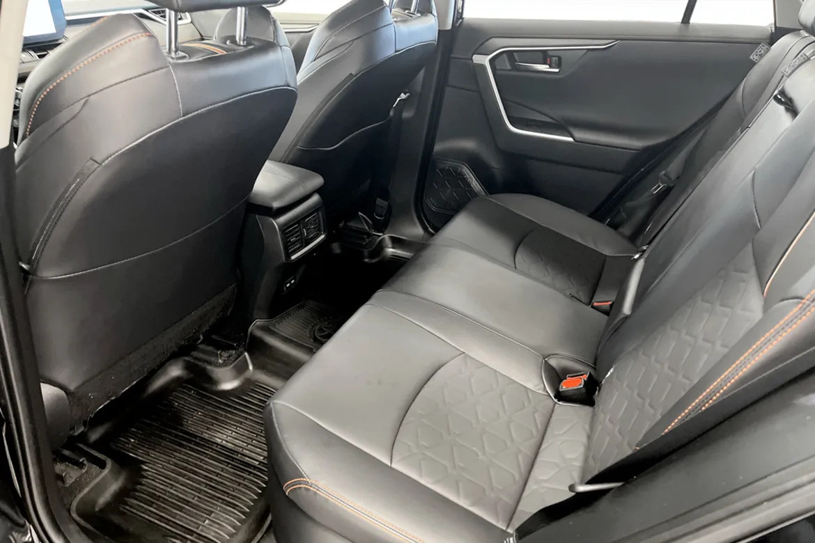 Toyota RAV4 Hybrid AWD-i