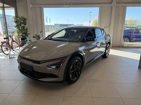 Kia EV6 AWD Long Range PLUS 84 kWh 325hk  *OMG LEV*