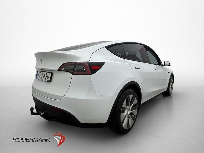 Bild 5 av Tesla Model Y Standard Range RWD Dragkrok Autopilot MOMS