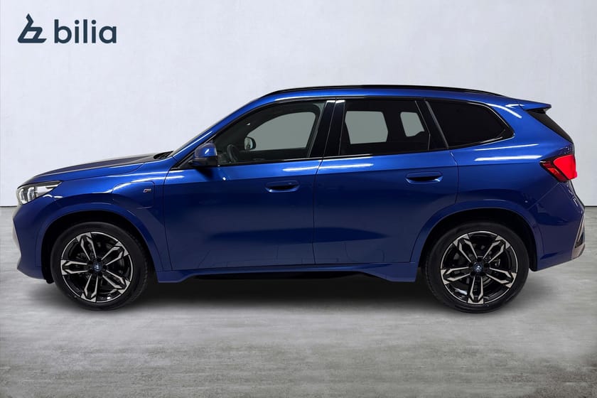 Bild 3 av BMW X1 xDrive25e / M Sport / Drag / Adaptiv / 360 / HUD