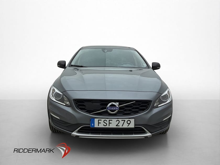 Bild 2 av Volvo S60 Cross Country Classic D4 AWD 190hk VOC Värm Drag