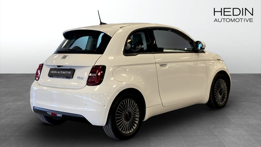 Bild 2 av Fiat 500e BEV ICON HB HEDIN EDITON BEV ICON HB HEDIN EDITON Backkamera, Farthållare, LED-strålkastare