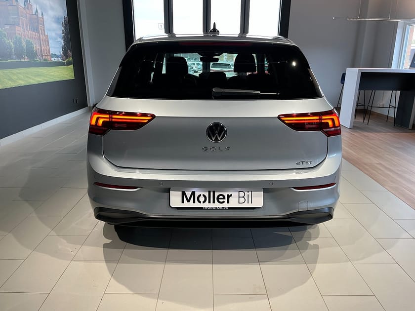 Bild 4 av Volkswagen Golf Edition, 150hk, Automat - Leasa fr: 3495kr ink. service
