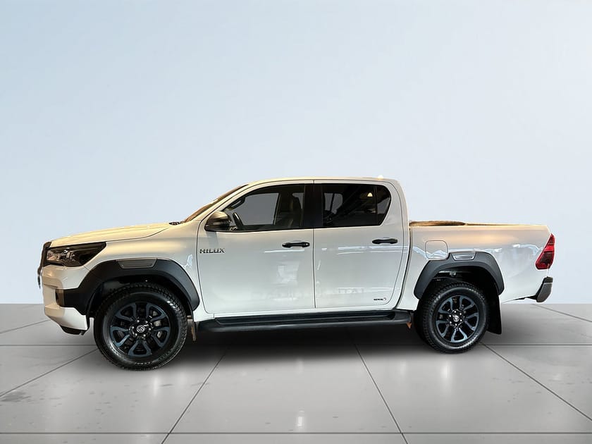 Bild 4 av Toyota Hilux Dubbelhytt 2.8 4WD Invincible MOMS/MoK/Skinn/Kamera/SoV