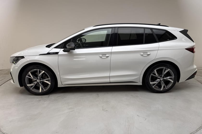 Bild 2 av Škoda Enyaq iV 80 (204hk) Sportline Backkamera Drag