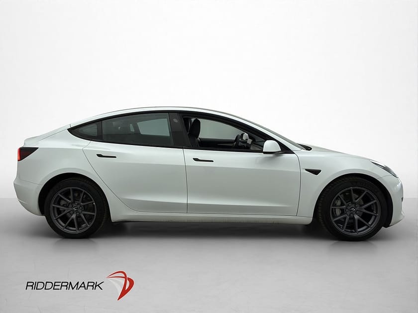 Bild 5 av Tesla Model 3 Standard Range Autopilot Svensksåld MOMS