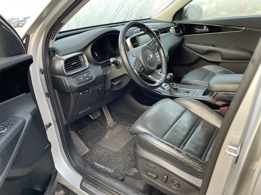 Bild 5 av Kia Sorento AWD 7-SITS CRDI 200HK 4x4 Läder