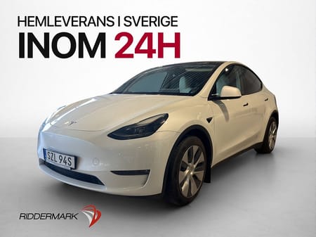 Tesla Model Y Long Range AWD Ljus Interiör Pano Värm Kamera