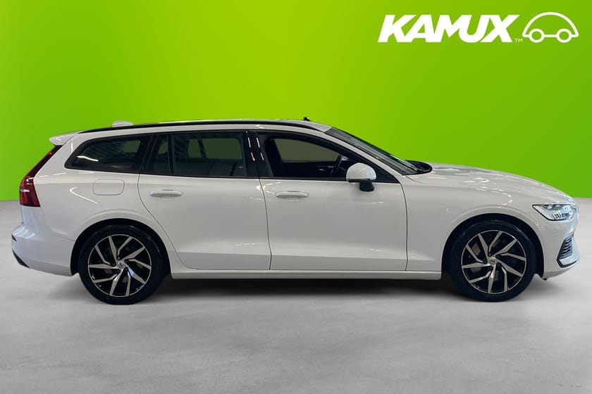 Bild 2 av Volvo V60 T8 AWD Momentum Edition P-värm Drag MOMS