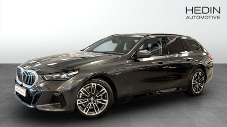 BMW 530e xDrive Touring M Sport Active Tonat Rattvärme