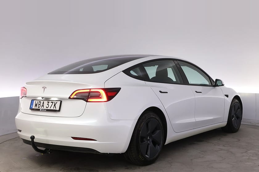 Bild 5 av Tesla Model 3 Standard Range Refresh AP Pano Drag V-hjul