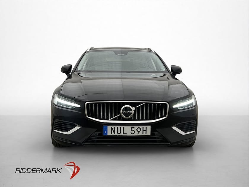 Bild 2 av Volvo V60 T6 AWD Cockpit CarPlay Värm Drag Kamera Navi MOMS