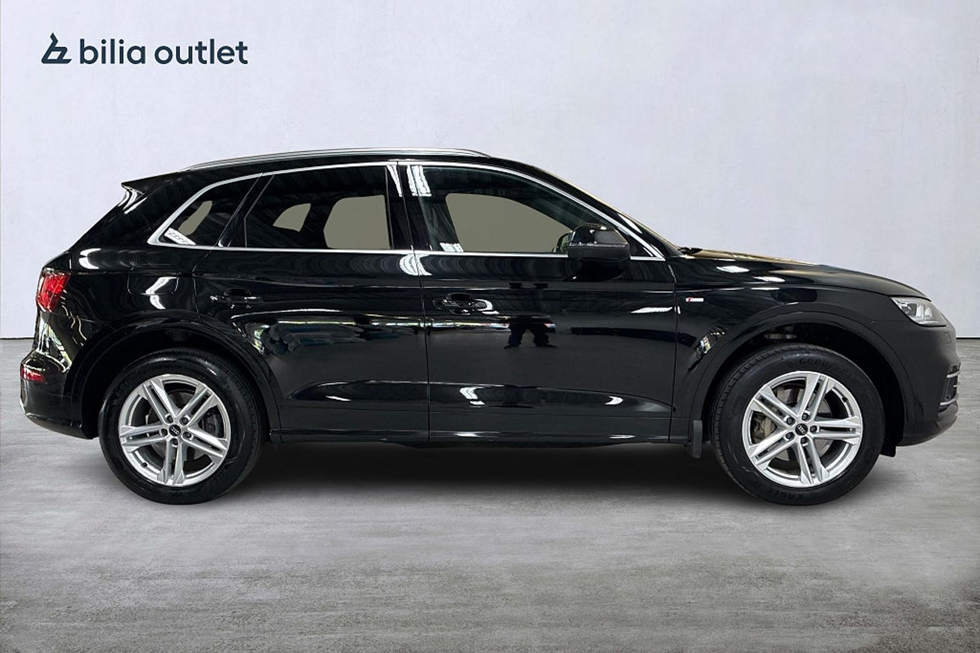 Audi Q5 2.0 TFSI quattro S line 252hk 2018, kuva 5/10
