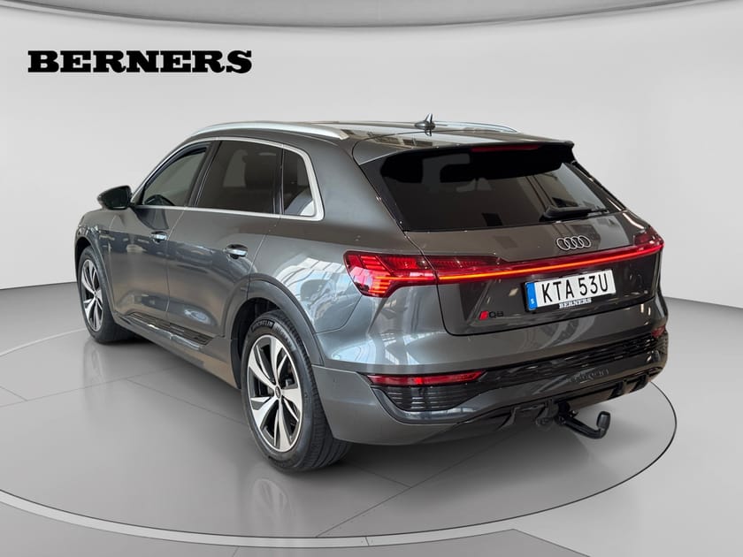Bild 3 av Audi Q8 55 e-tron quattro