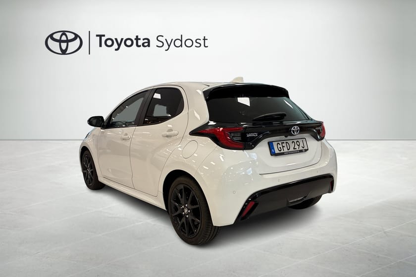 Bild 2 av Toyota Yaris Hybrid Style, JBL, Säkerhetspaket