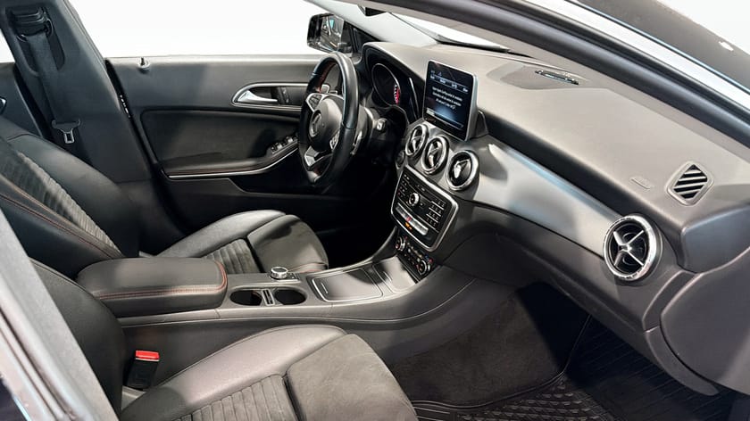 Bild 3 av Mercedes-Benz CLA 200 Shooting Brake