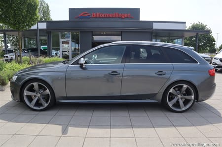 Audi RS 4 Avant RS4 4.2 FSI Quattro 450hk Aut Navi Svensksåld B&O ljud