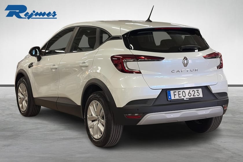 Bild 2 av Renault Captur TCe 140 Equilibre EDC