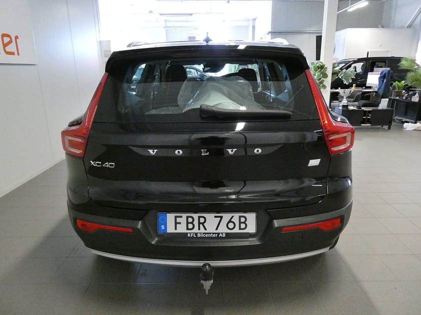 Bild 5 av Volvo XC40 Recharge T4 Drag-Värmare-Kamera-Rattvärme-SoV
