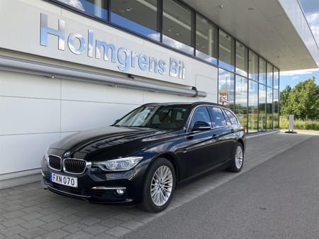 BMW 320i Touring Luxury Line