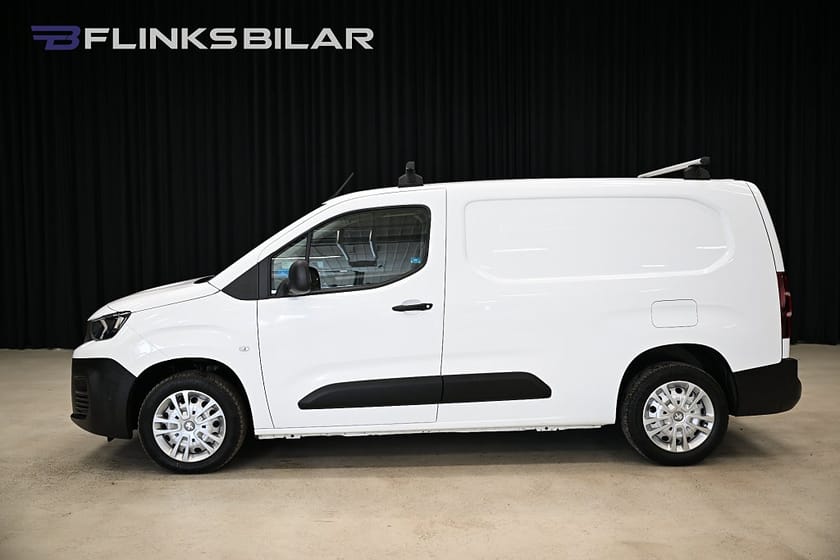 Bild 2 av Peugeot Partner Utökad Last 130HK L2|Automat|V-Inredd|Drag|Värmare|Lågmil|Leasbar