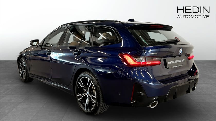 Bild 2 av BMW 330e xDrive Touring M Sport Pano Hi-Fi Drag Adaptiv farth