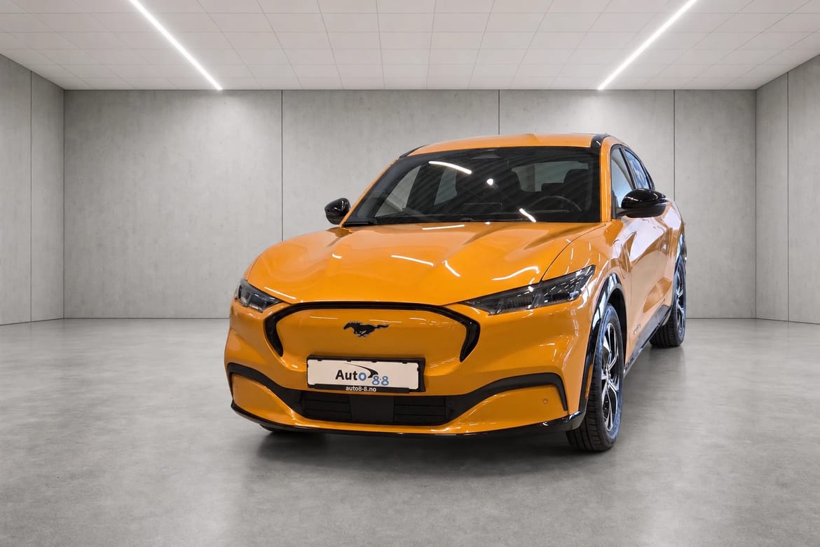 Ford Mustang Mach-E Standard Range AWD 2022