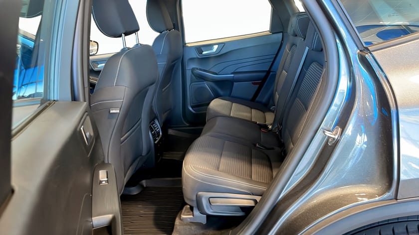 Bild 5 av Ford Kuga Plug-In Hybrid Titanium 225hk Rattvärme | Carplay