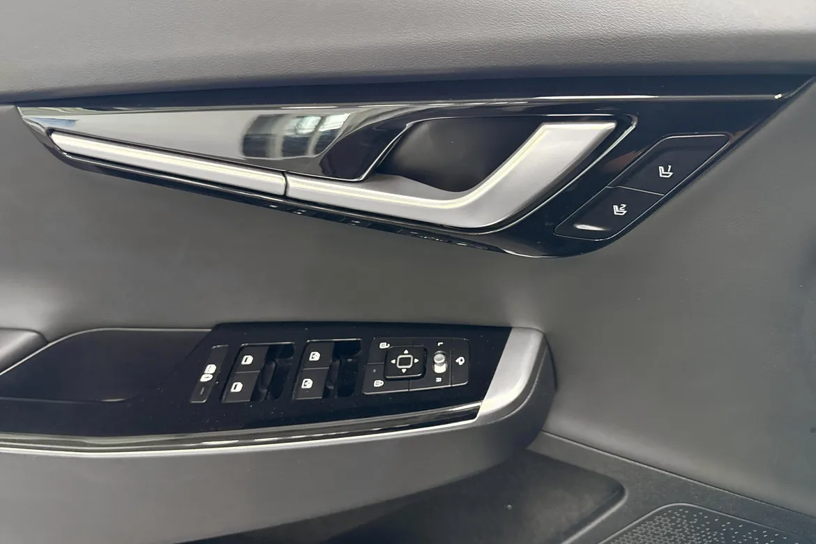 picture of a car