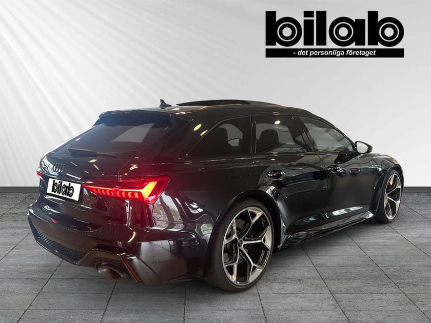 Bild 4 av Audi RS 6 Avant Performance 630hk B&O, Pano, 22", HuD, Carbon