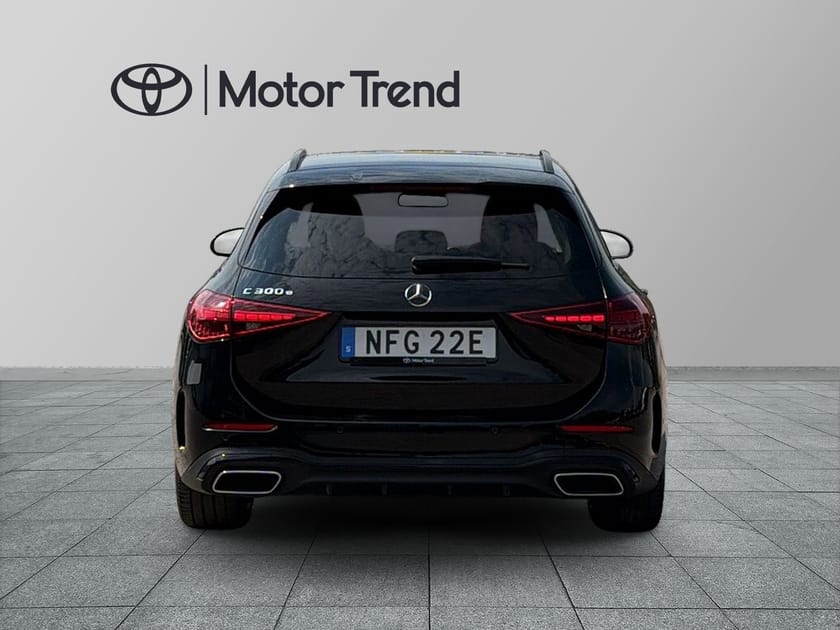 Bild 4 av Mercedes-Benz C 300 T e 300e 9G-Tronic, 313hk, AMG, 7.600mil