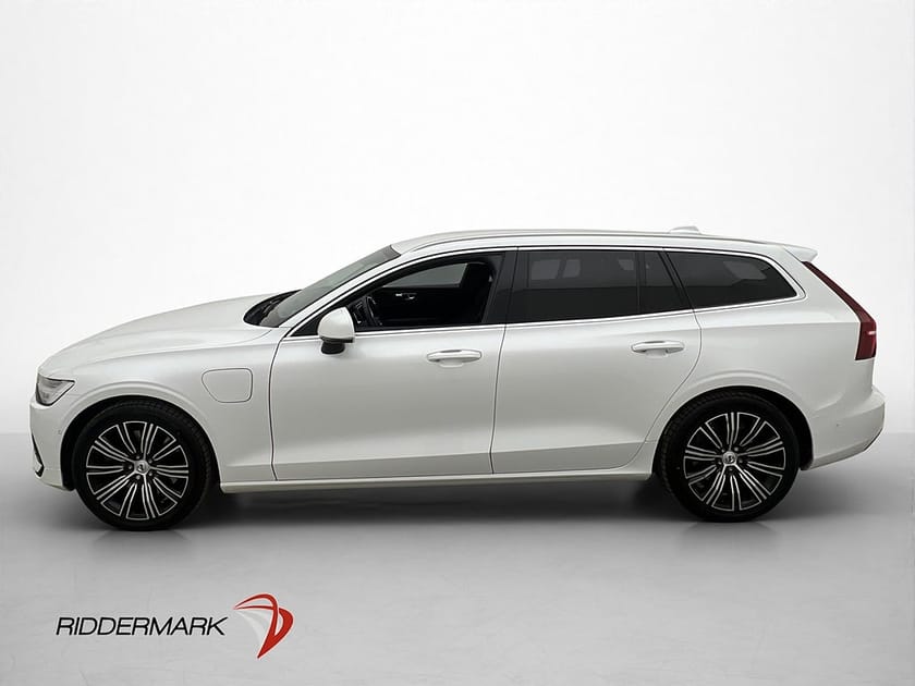 Bild 4 av Volvo V60 T6 350hk AWD MOMS Drag Värmare 360 CarPlay Adaptiv