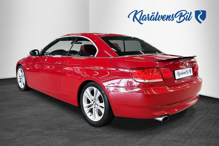 Bild 3 av BMW 320i Convertible Comfort (170hk) CarPlay Keyless Skinnstolar