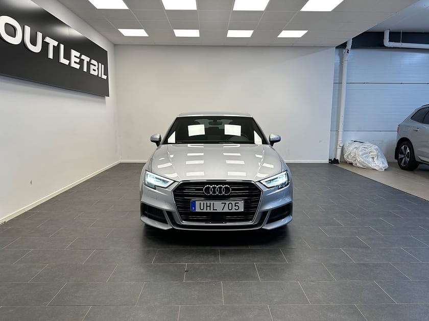 Bild 4 av Audi A3 Sportback 2,0 TFSI 190hk Quattro  S Tronic S Line Drag