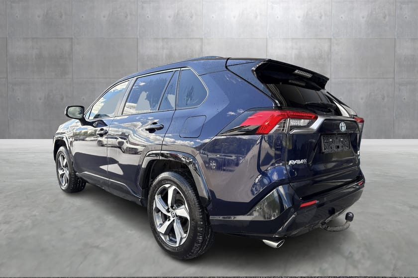 Bilde 2 av Toyota RAV4 Plug-in Hybrid Active Tech I H-feste I AWD I 75 km WLTP