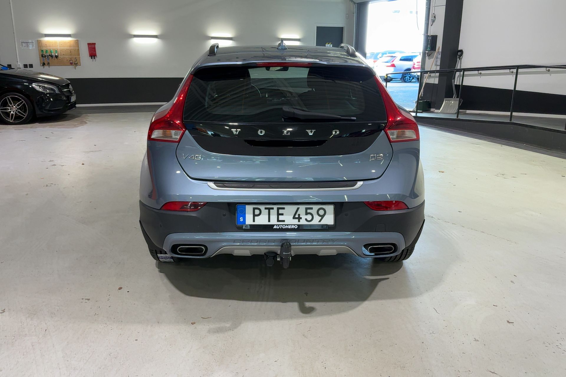 Volvo V40 Cross Country 2017, kuva 4/10