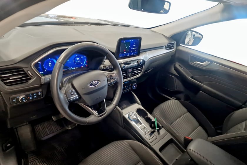 Bild 5 av Ford Kuga Plug-In Hybrid E-CVT, 225hk