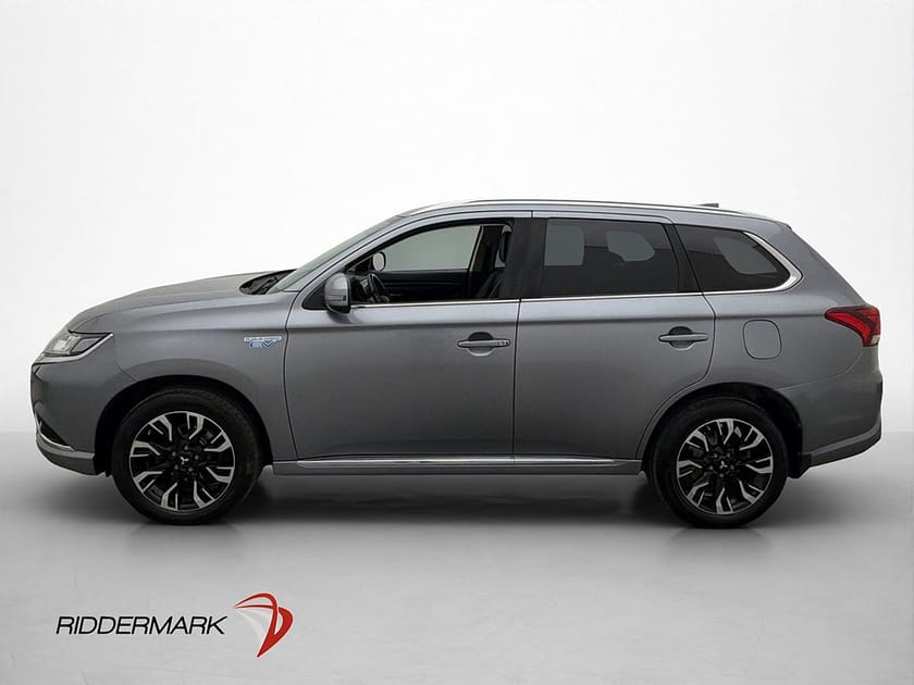 Bild 4 av Mitsubishi Outlander PHEV 203hk 4WD Comfort Kamera Dragkrok