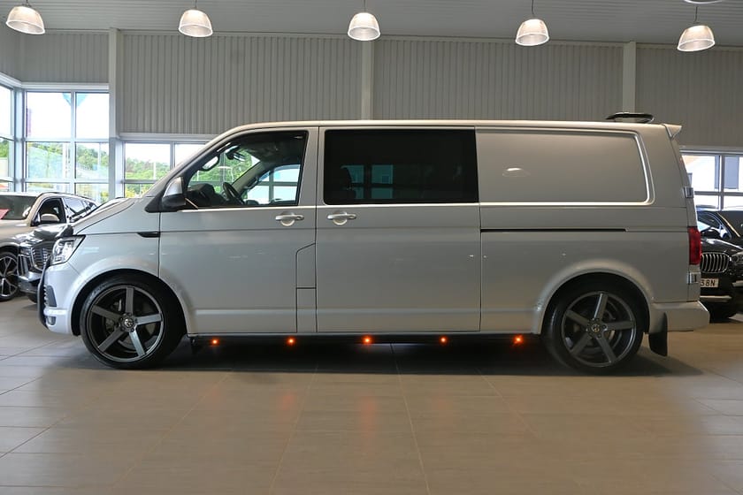 Bild 2 av Volkswagen Transporter TwinCab 2.0 TDI 4Motion Drag Mycket bytt