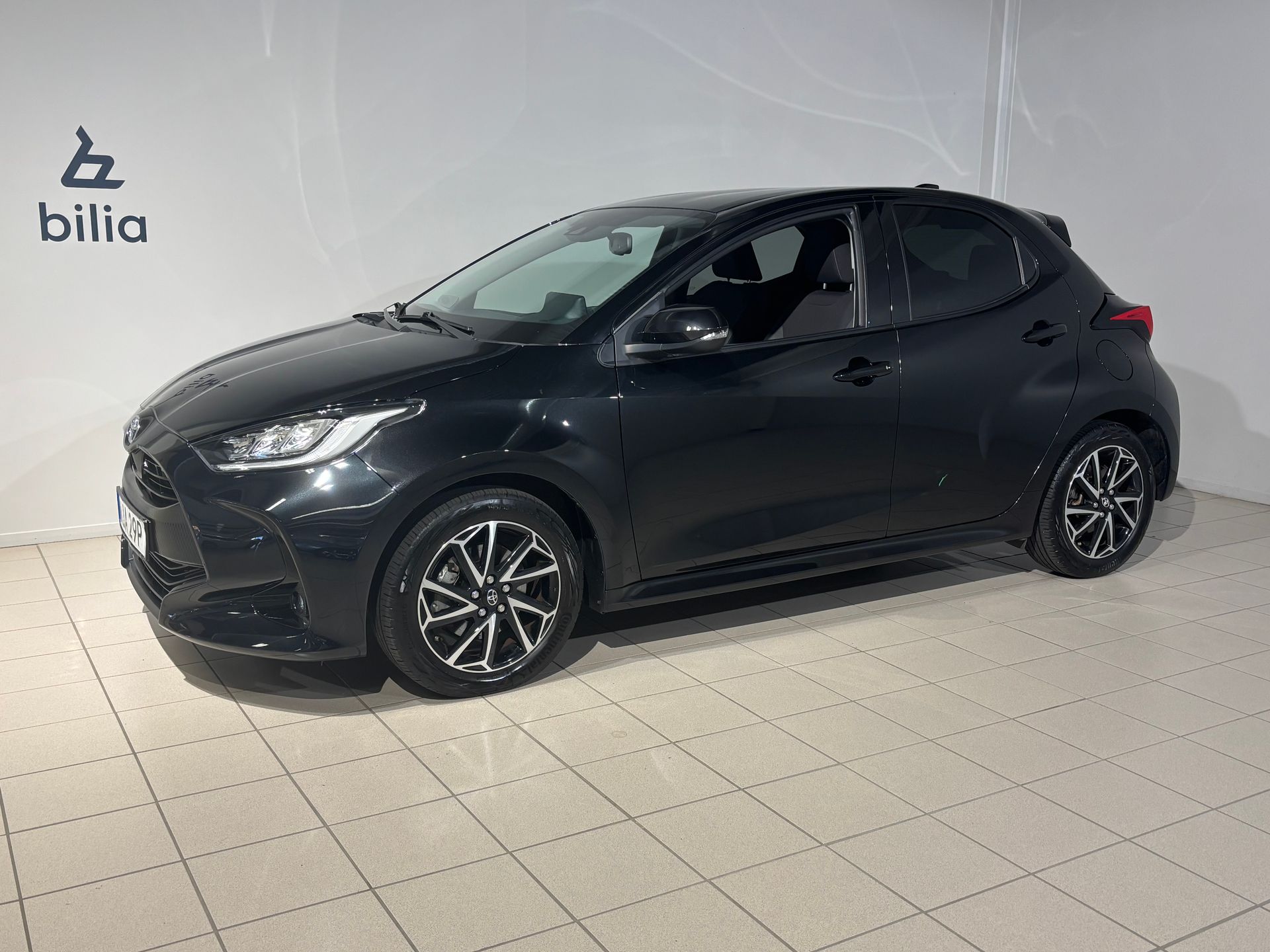 Toyota Yaris Hybrid CVT Active Plus 2023, bild 3/10