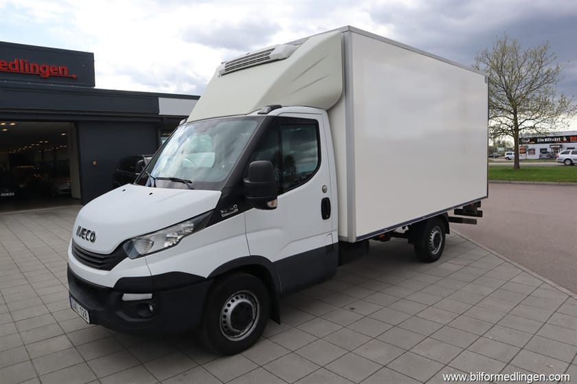 Bild 2 av Iveco Daily 35-160 Chassi Cab 2.3 JTD156hk Kylbil Aut Momsbil Svensksåld