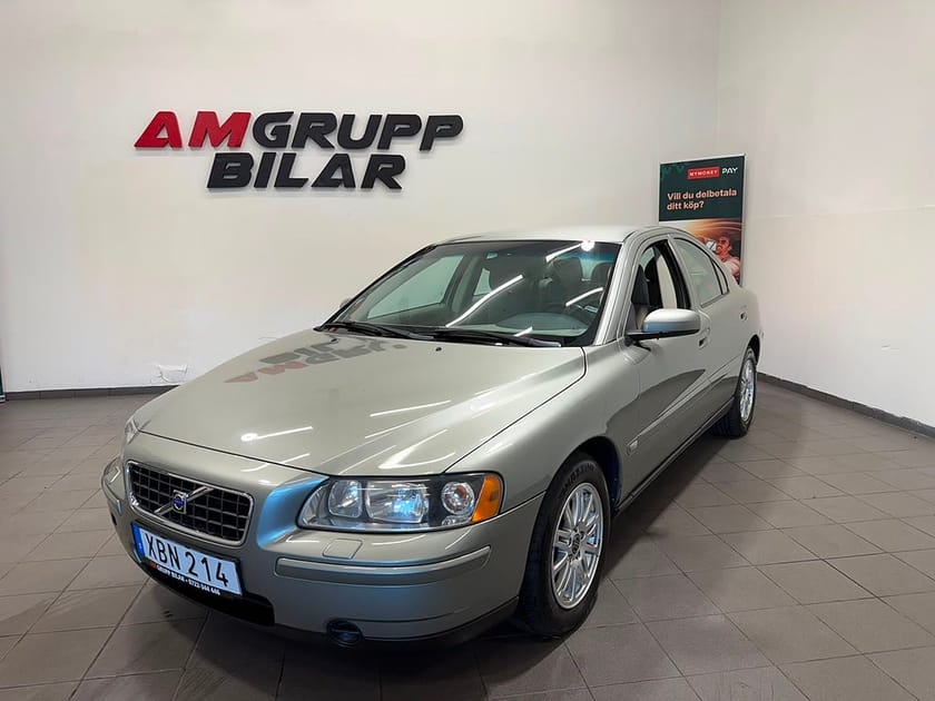Bild 1 av Volvo S60 2.4 Business Euro 4 Fram & back sensorer!!