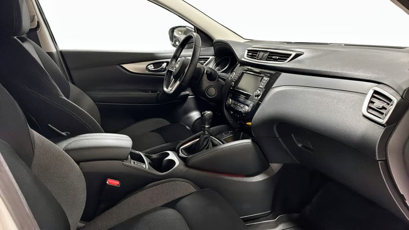 Bild 3 av Nissan Qashqai DIG-T 140 N-CONNECTA 2WD 6M/T